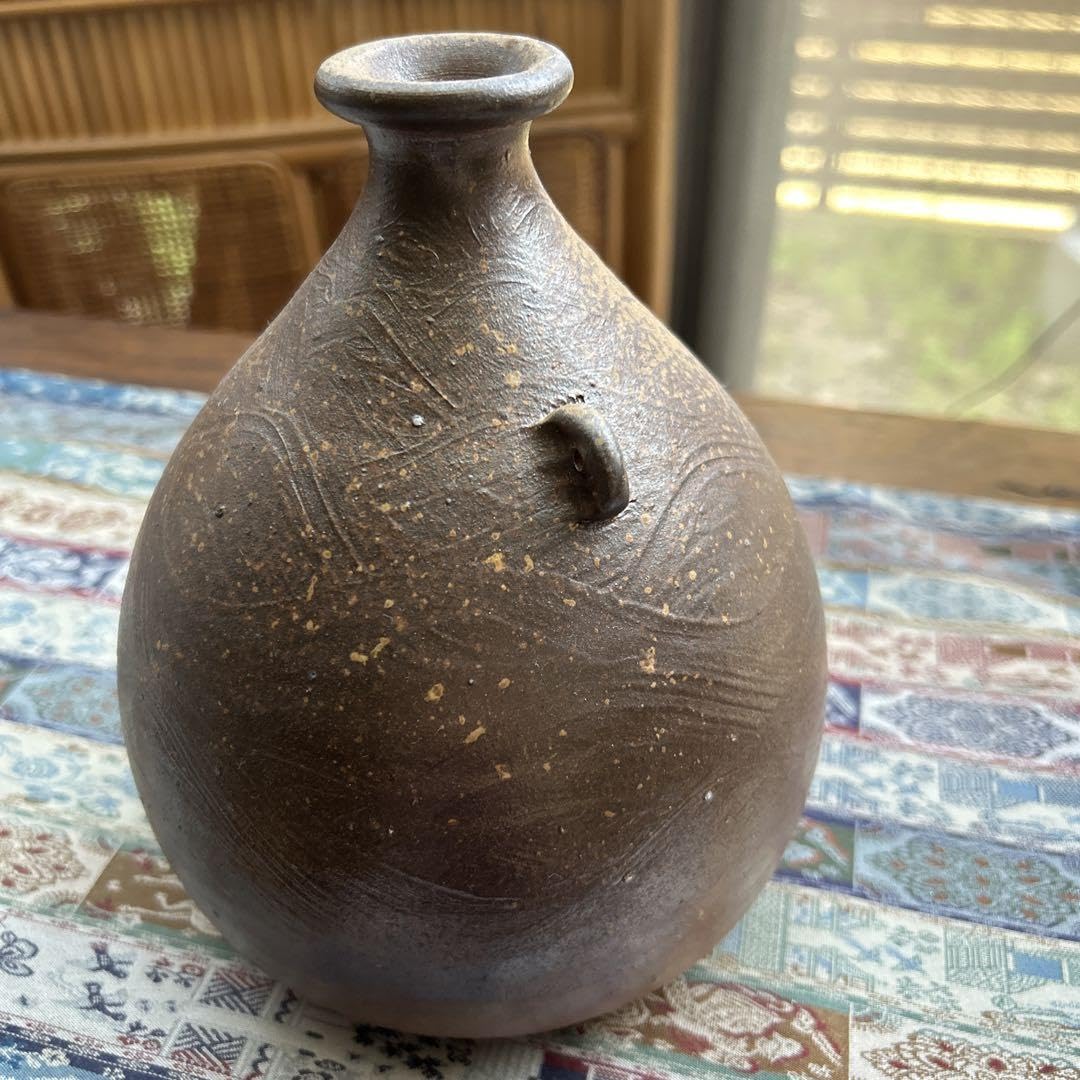 340)  花入  備前焼  金重利陶苑  76代 陶弘 作 Amazon.co.jp: 花入 備前焼 金重利陶苑 76代 陶弘 作 : おもちゃ